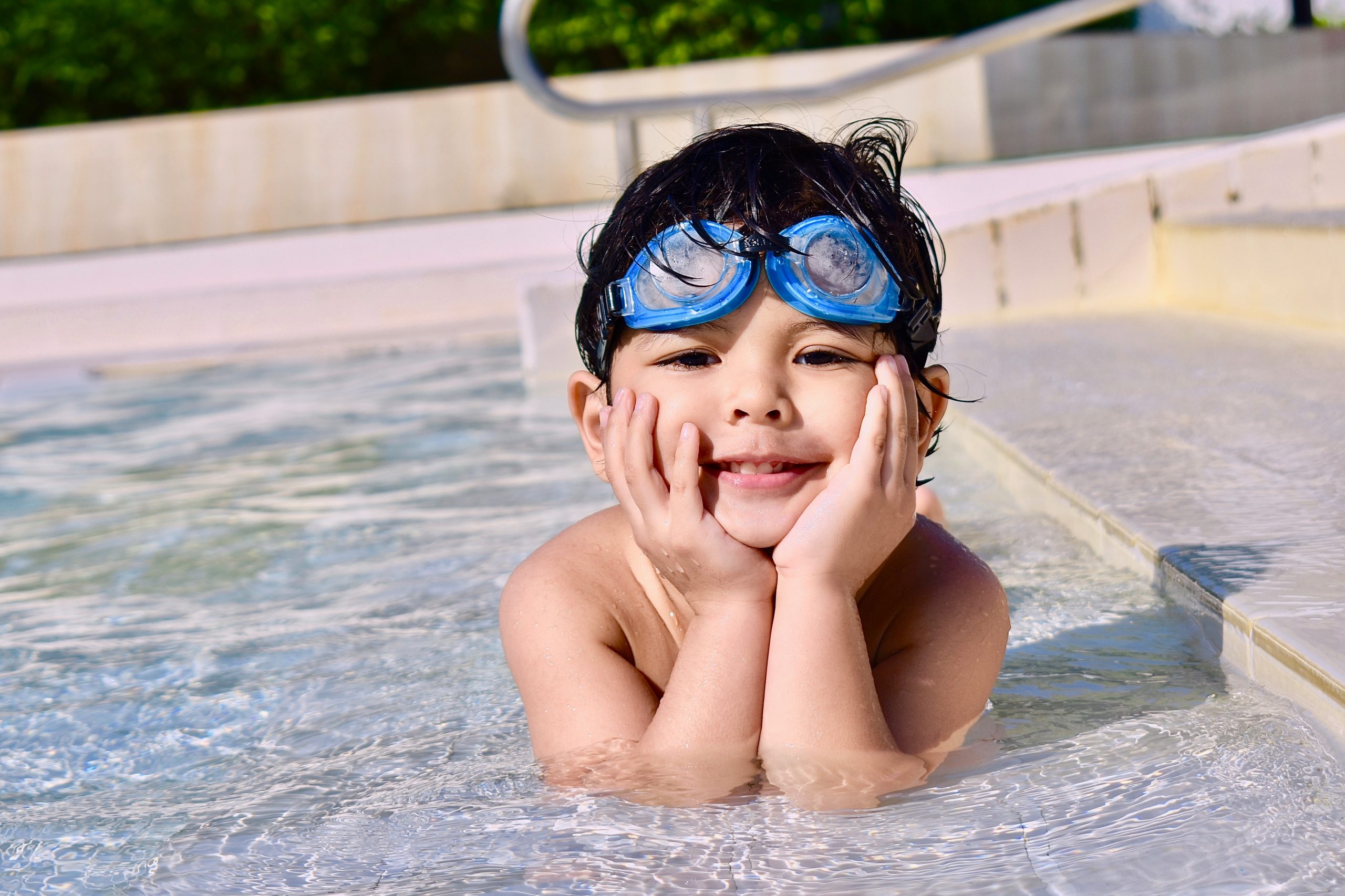 Mantenga limpia la piscina de sus hijos – ¡Consejos y trucos para todas las madres!
